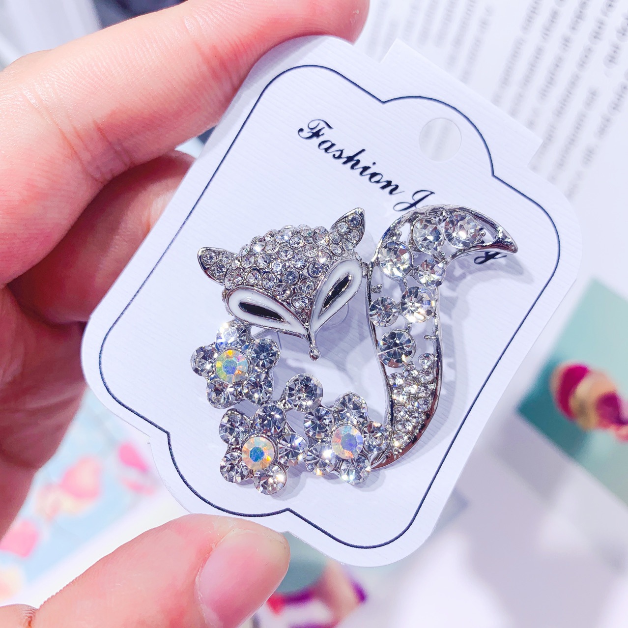 Ladies Brooch Women's Simple F - Women'S Fashion Essentials ulasan dan harga